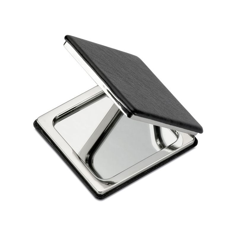 Double mirror with magnetic clasp