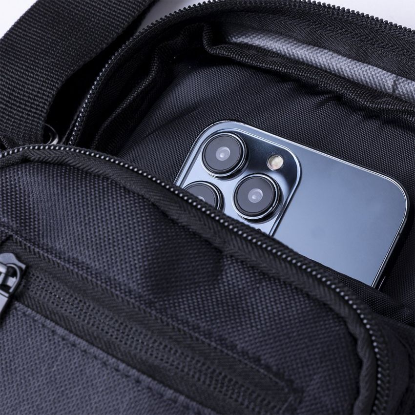 Lixia Shoulder Bag