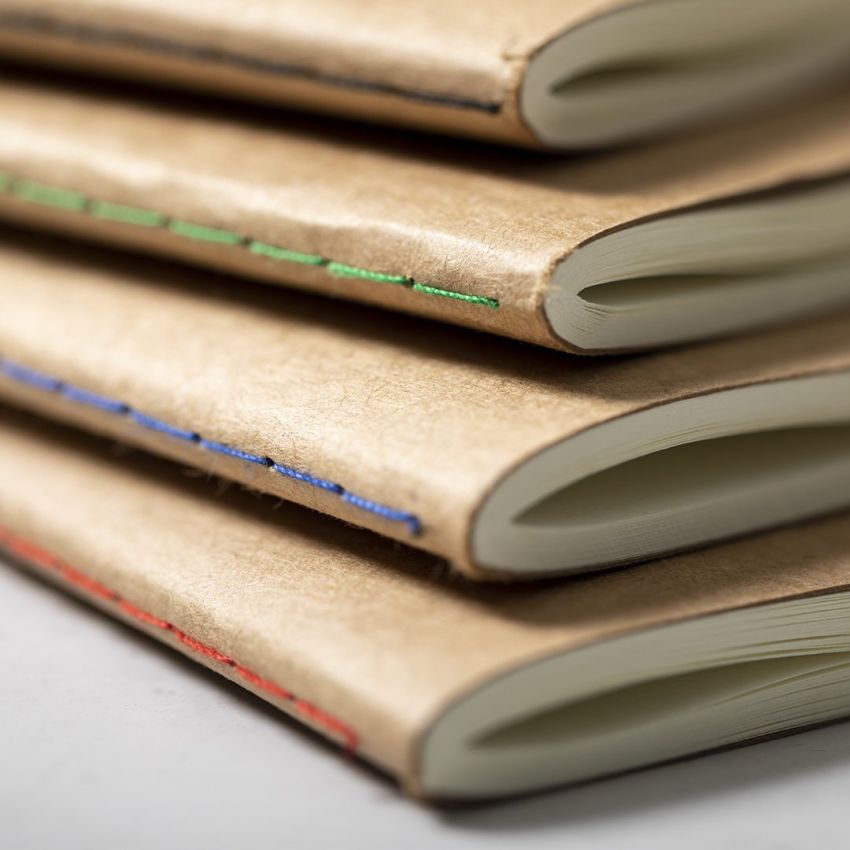 Esteka Notebook