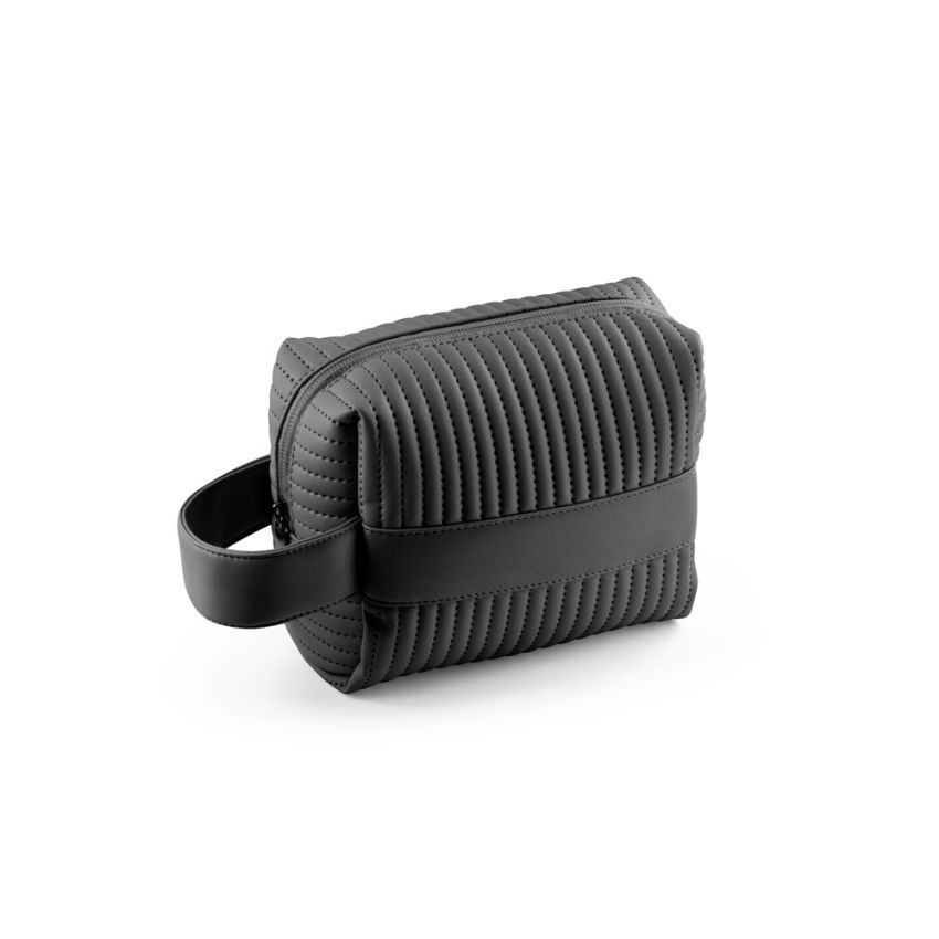 GILI Necessaire in recycled PU (21% recycled PU and 30% recycled polyester)