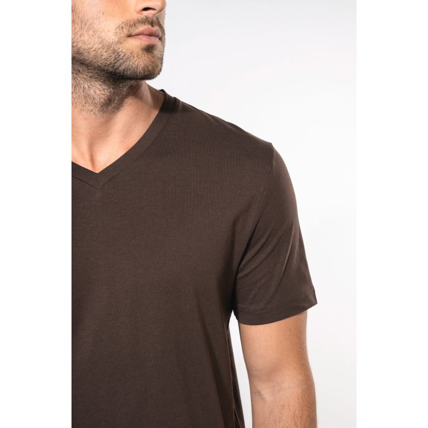 Short-sleeve V-neck T-shirt