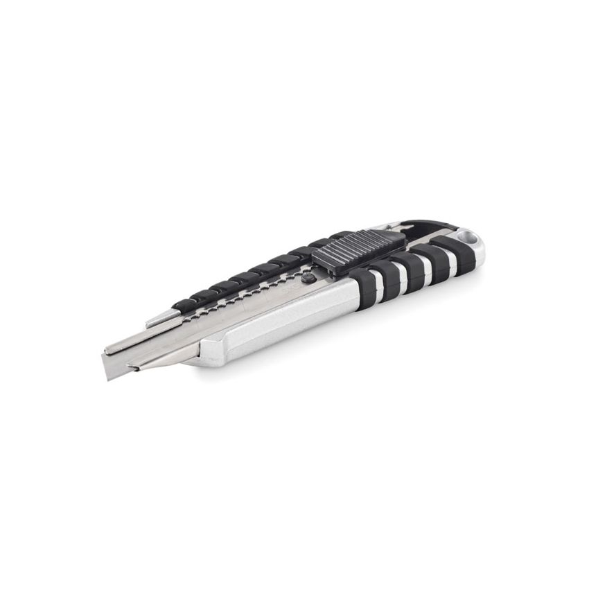Retractable knife