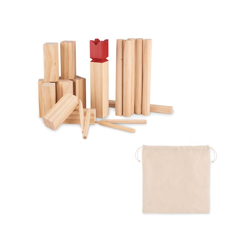 Outdoor throwing game
